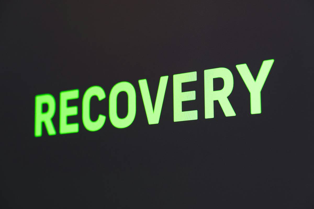 How Hybrid Mattresses Boost Muscle Recovery: The Ultimate Sleep Game-Changer