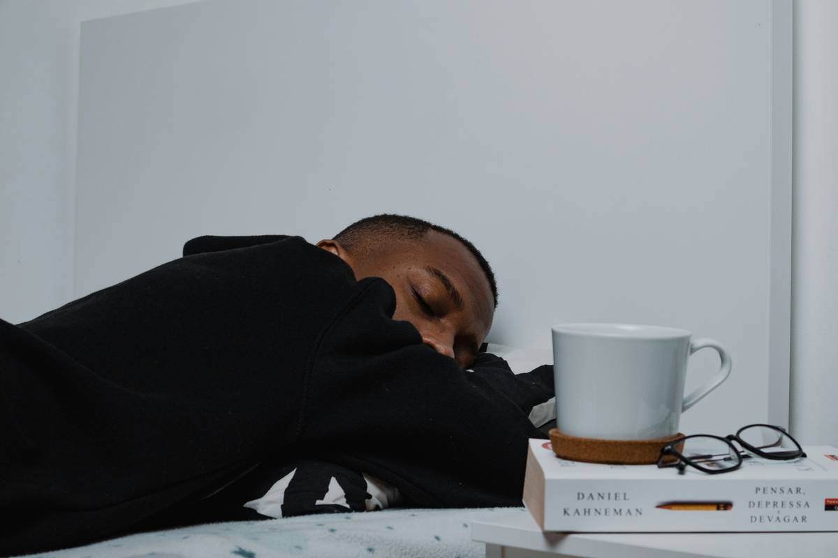 Unlock the Renew Benefits of Hybrid Mattresses for Weight Loss & Health